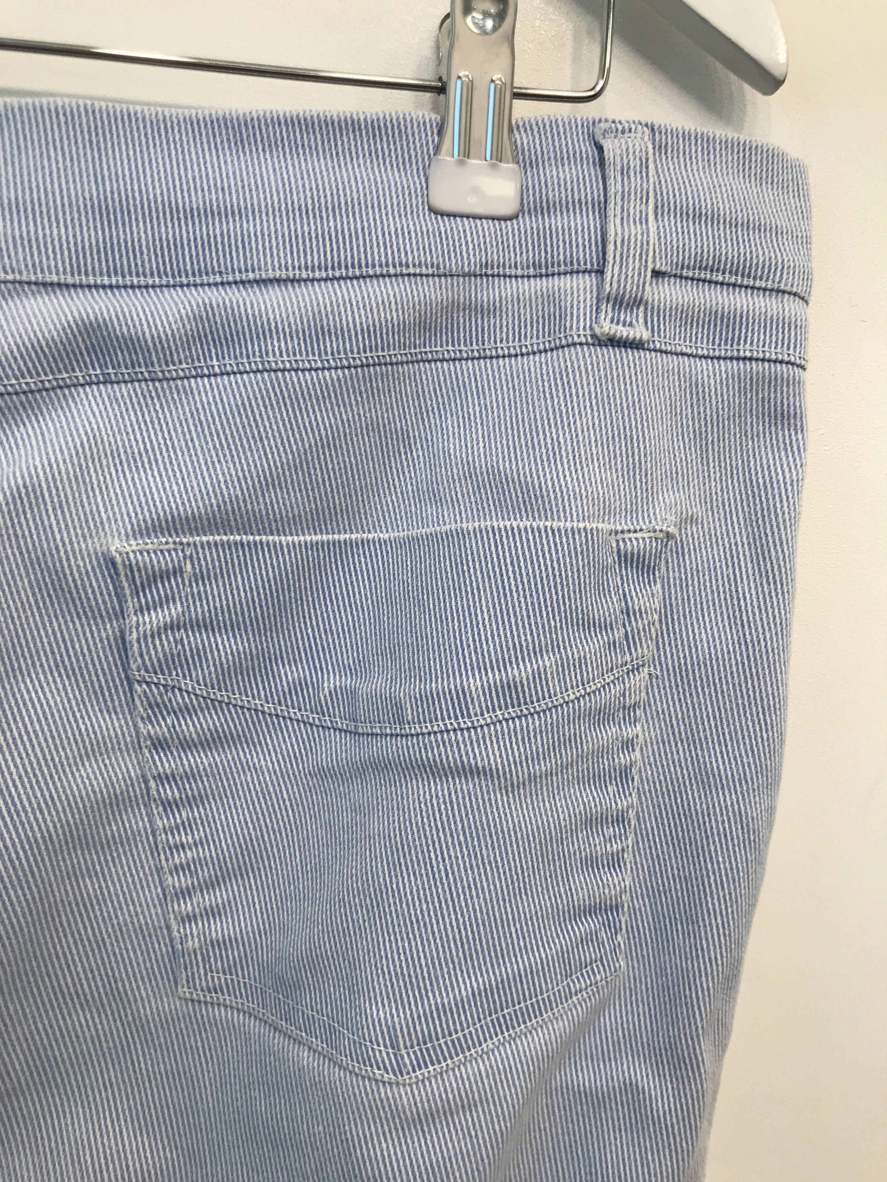 2-Biz Shorts